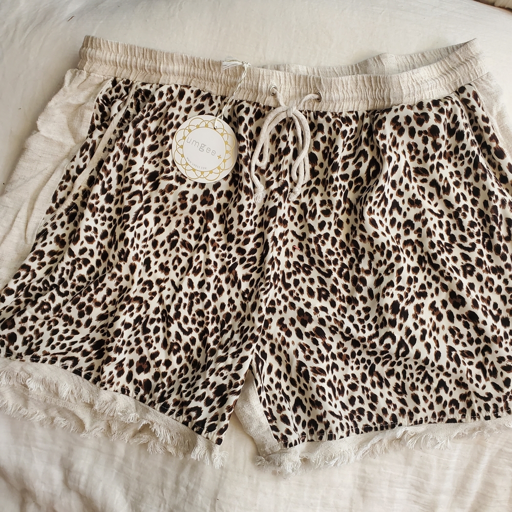 Umgee Animal Print Linen Blend Shorts with Drawstring Size XL